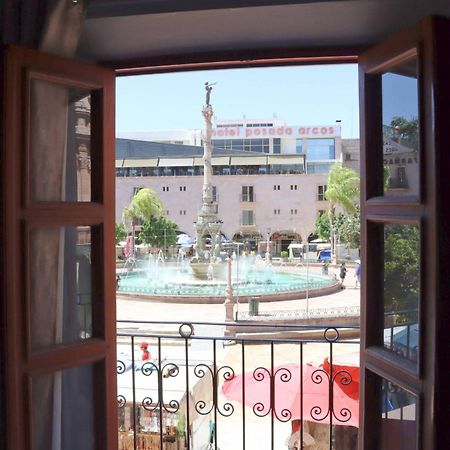 Hotel Riviera Сан-Хуан-де-лос-Лагос Экстерьер фото